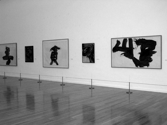 YU-ICH (Inoue Yûichi), Schrift . Zeichen . Geste, Carlfriedrich Claus im Kontext von Klee bis Pollock, Kunstsammlung Chemnitz, 2005